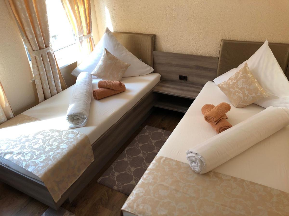 Pension Goldenes Vogtland Adorf ภายนอก รูปภาพ
