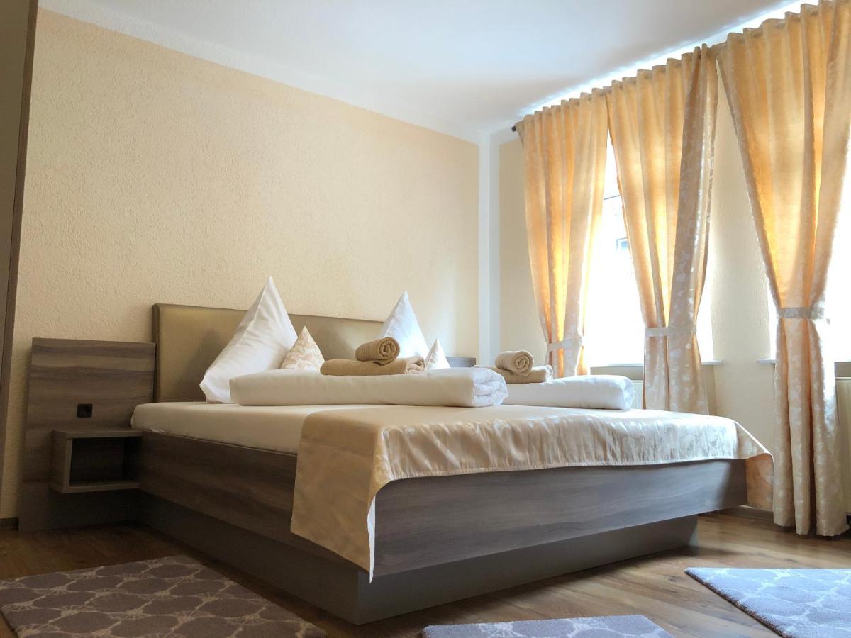 Pension Goldenes Vogtland Adorf ภายนอก รูปภาพ