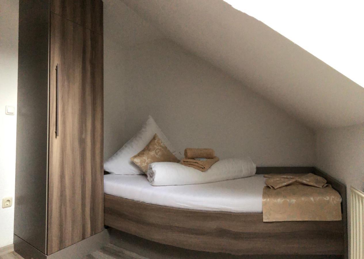 Pension Goldenes Vogtland Adorf ภายนอก รูปภาพ