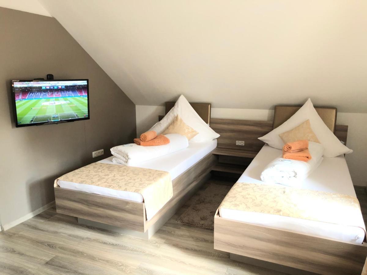 Pension Goldenes Vogtland Adorf ภายนอก รูปภาพ