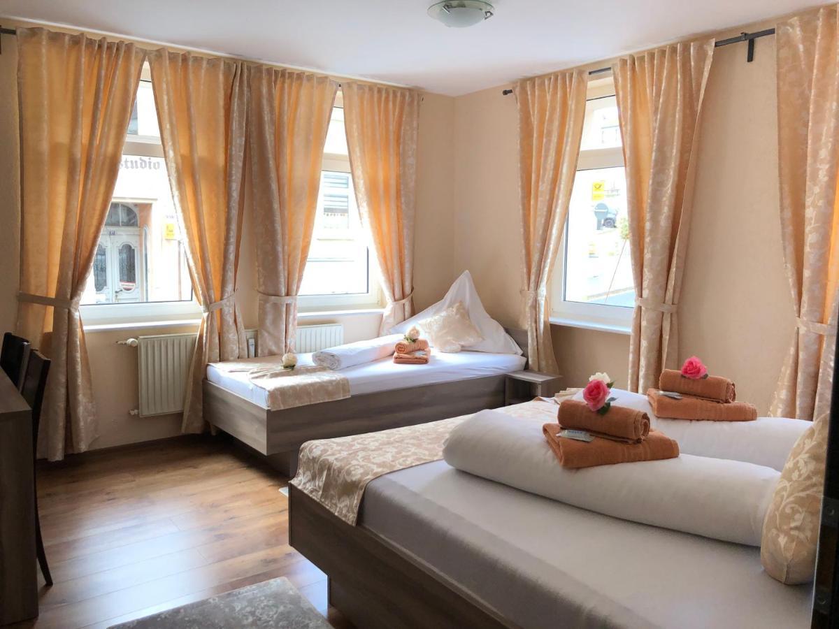 Pension Goldenes Vogtland Adorf ภายนอก รูปภาพ